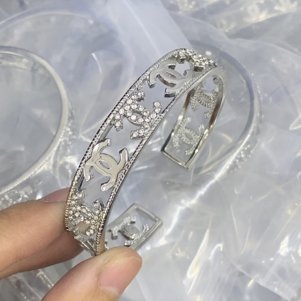 CC Bangles CHE093