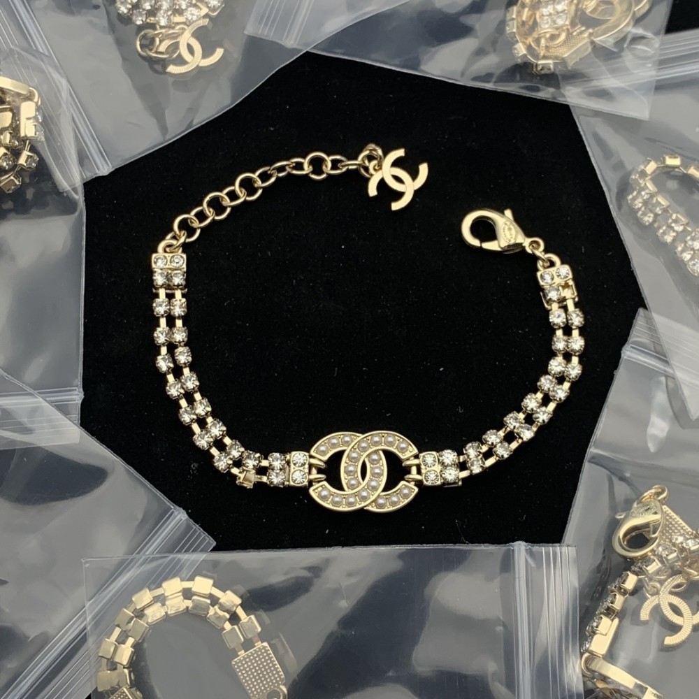 CC Bracelets CHE057