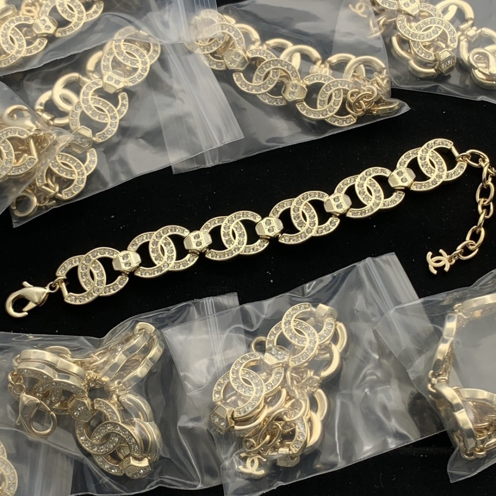 CC Bracelets CHE065