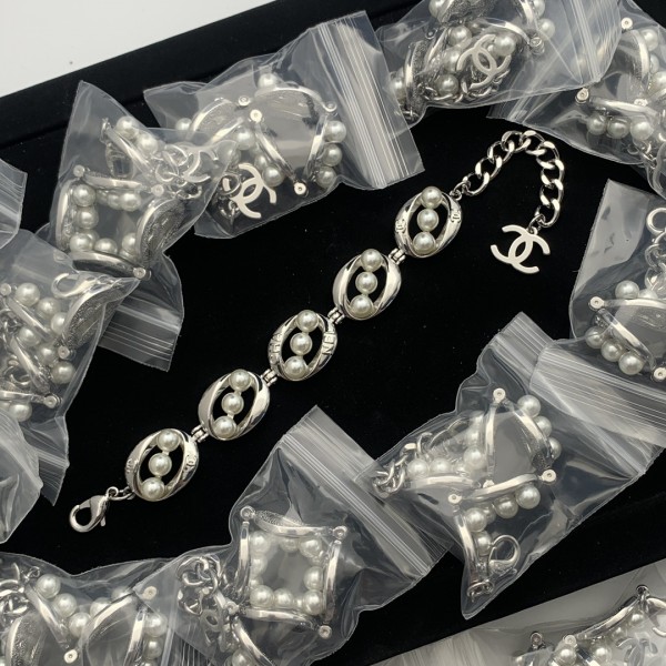 CC Bracelets CHE073