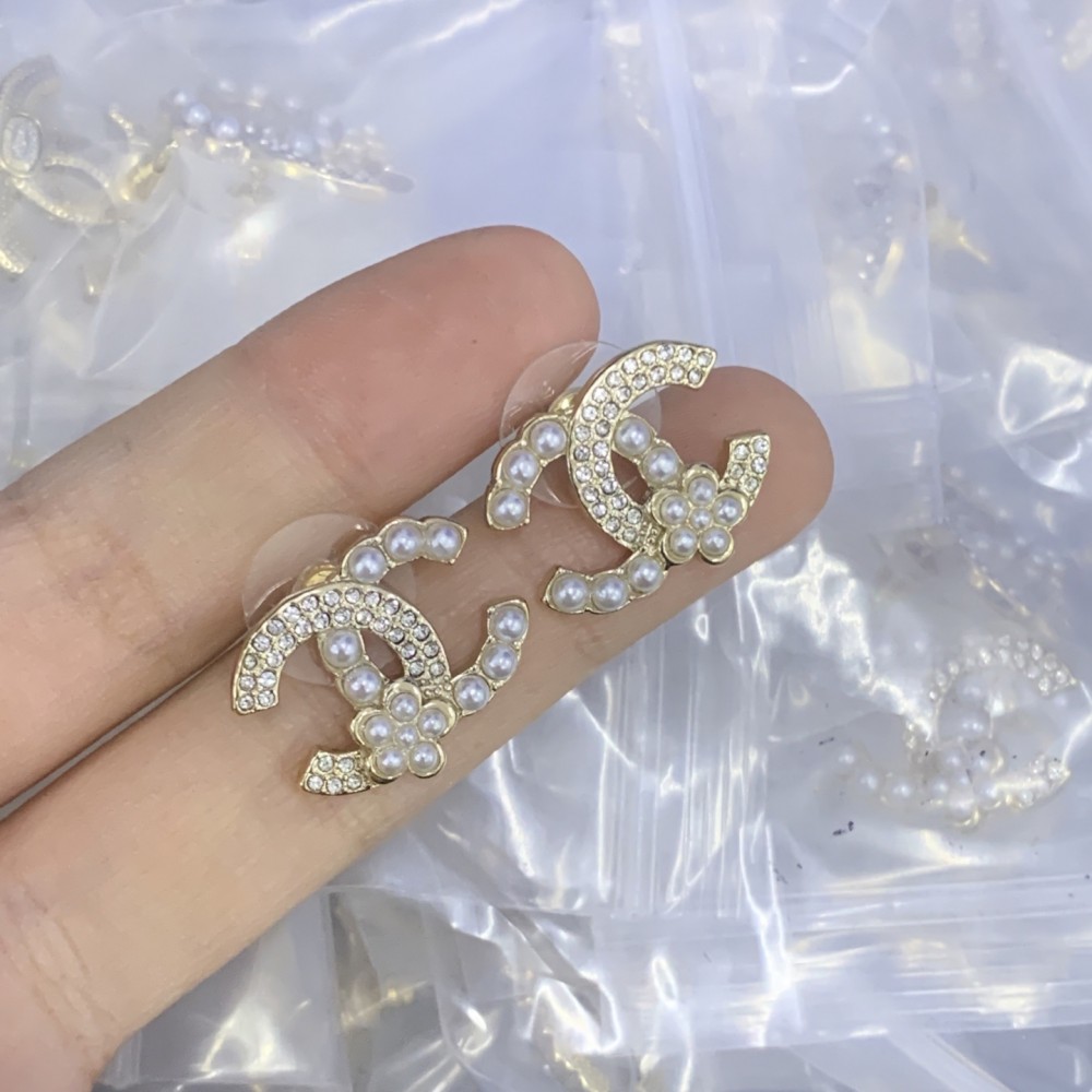 CC Earrings CHE002