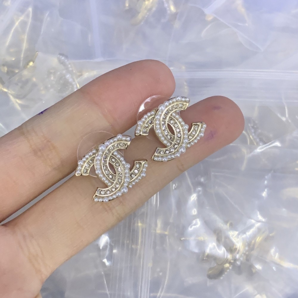 CC Earrings CHE005