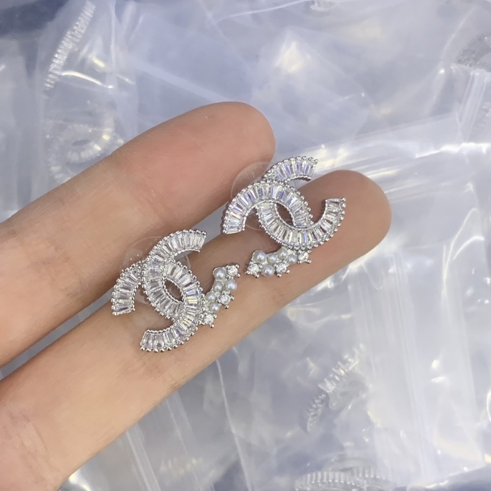 CC Earrings CHE006