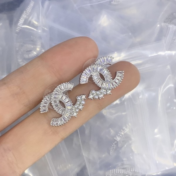 CC Earrings CHE006