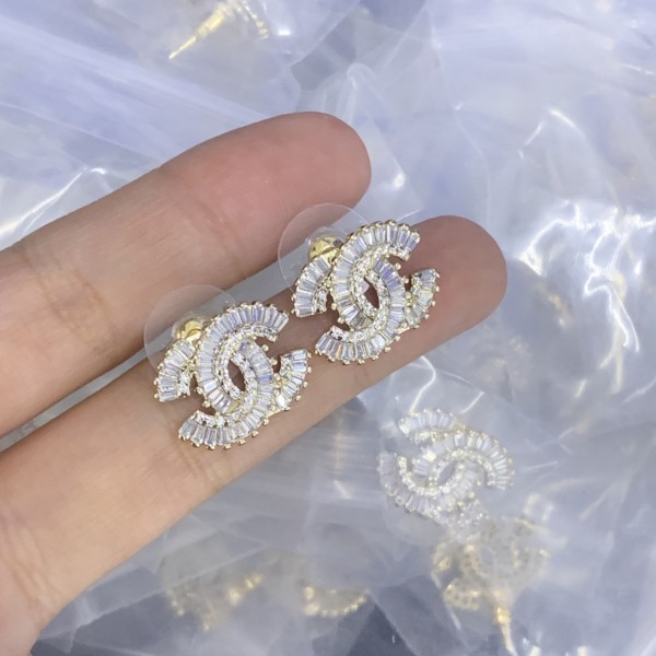 CC Earrings CHE007
