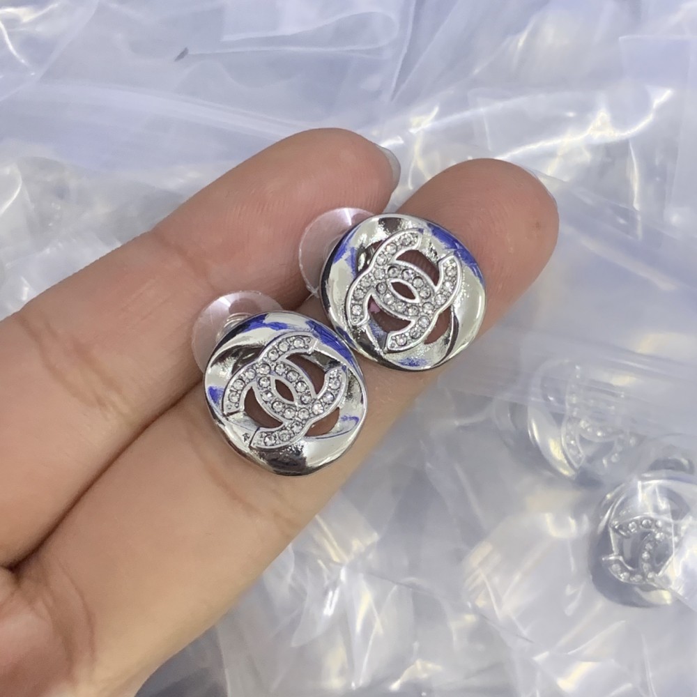 CC Earrings CHE021