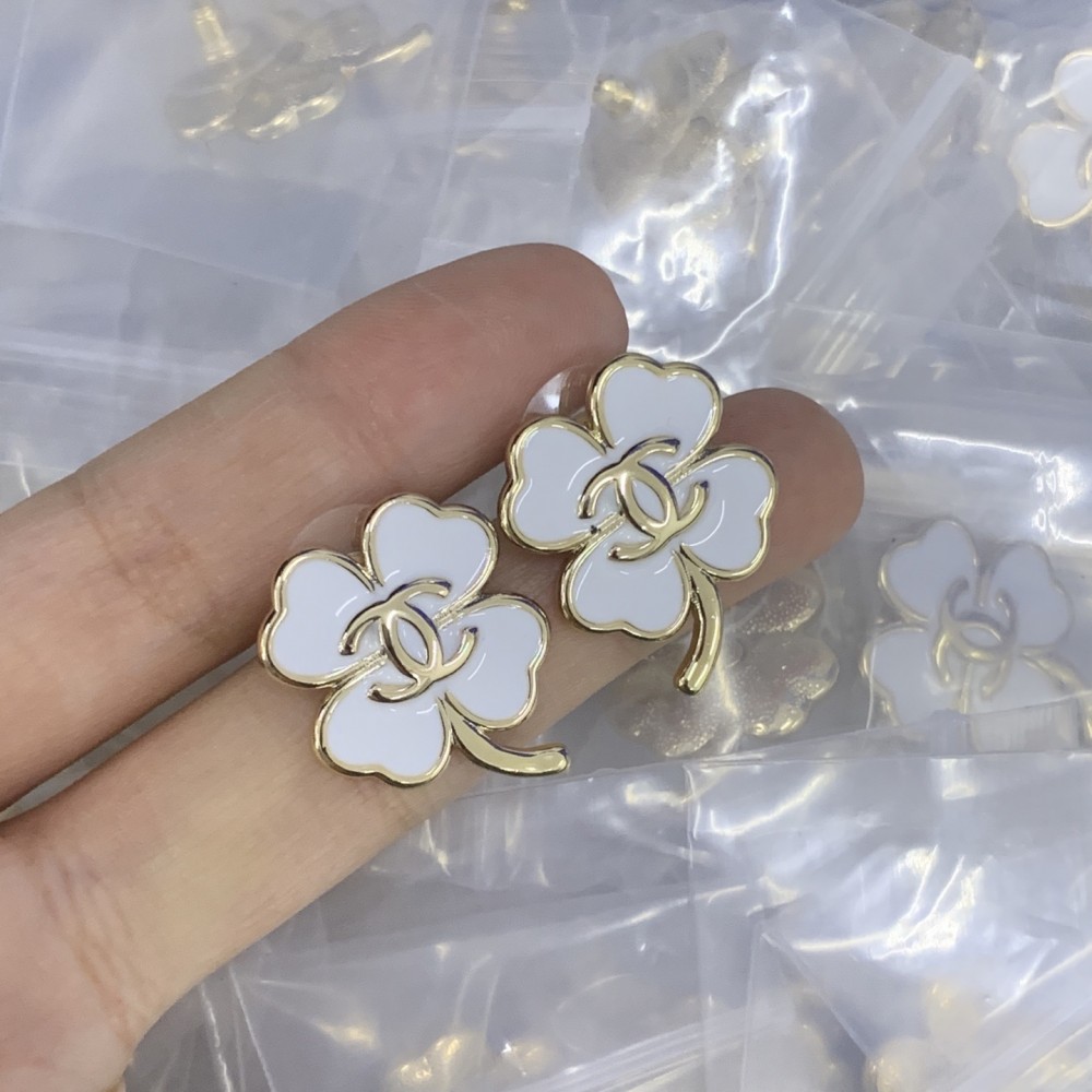 CC Earrings CHE024