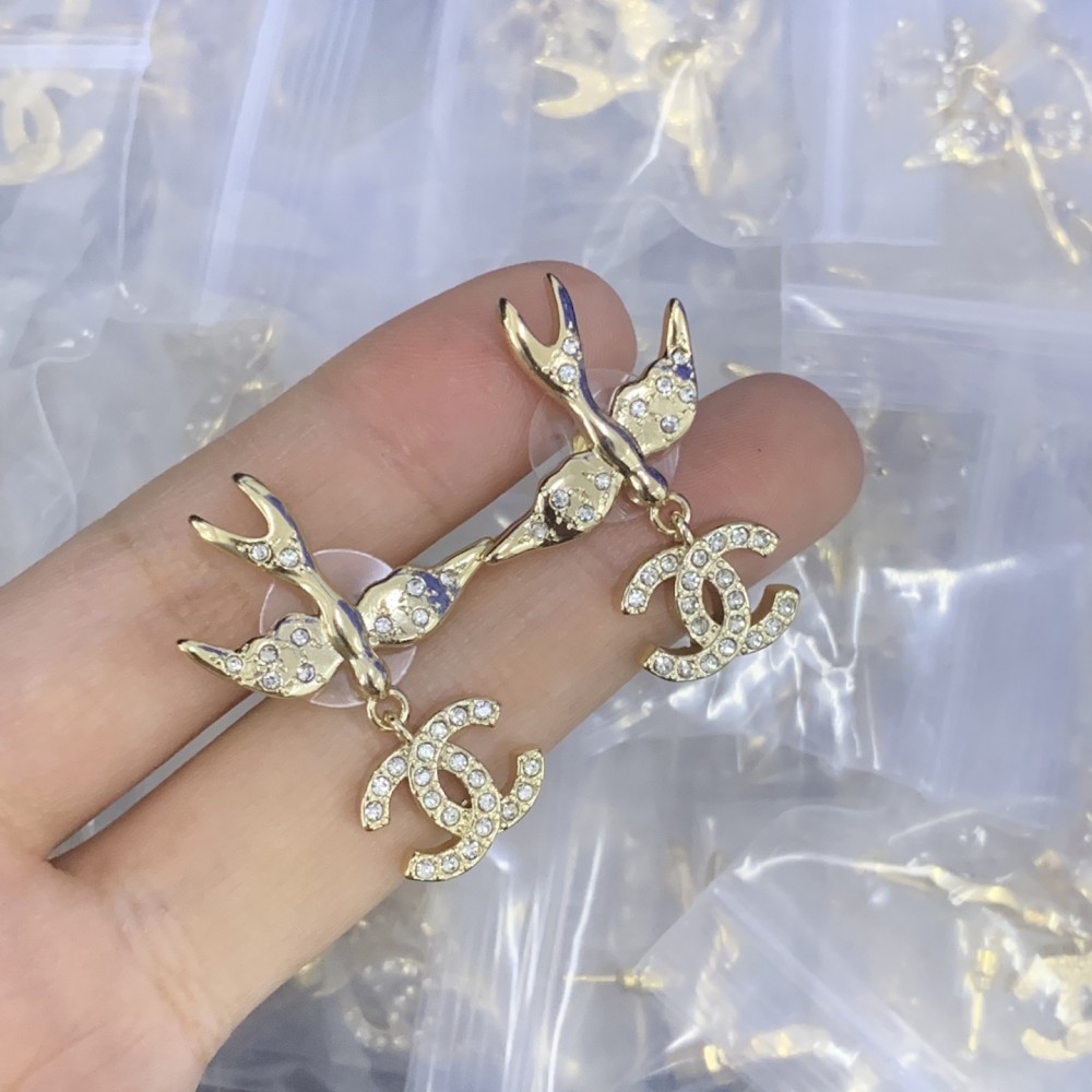 CC Earrings CHE035