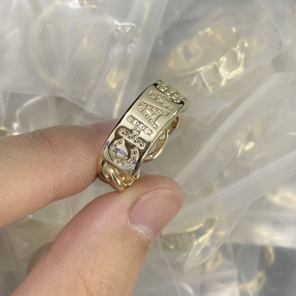 CC Rings CHE041