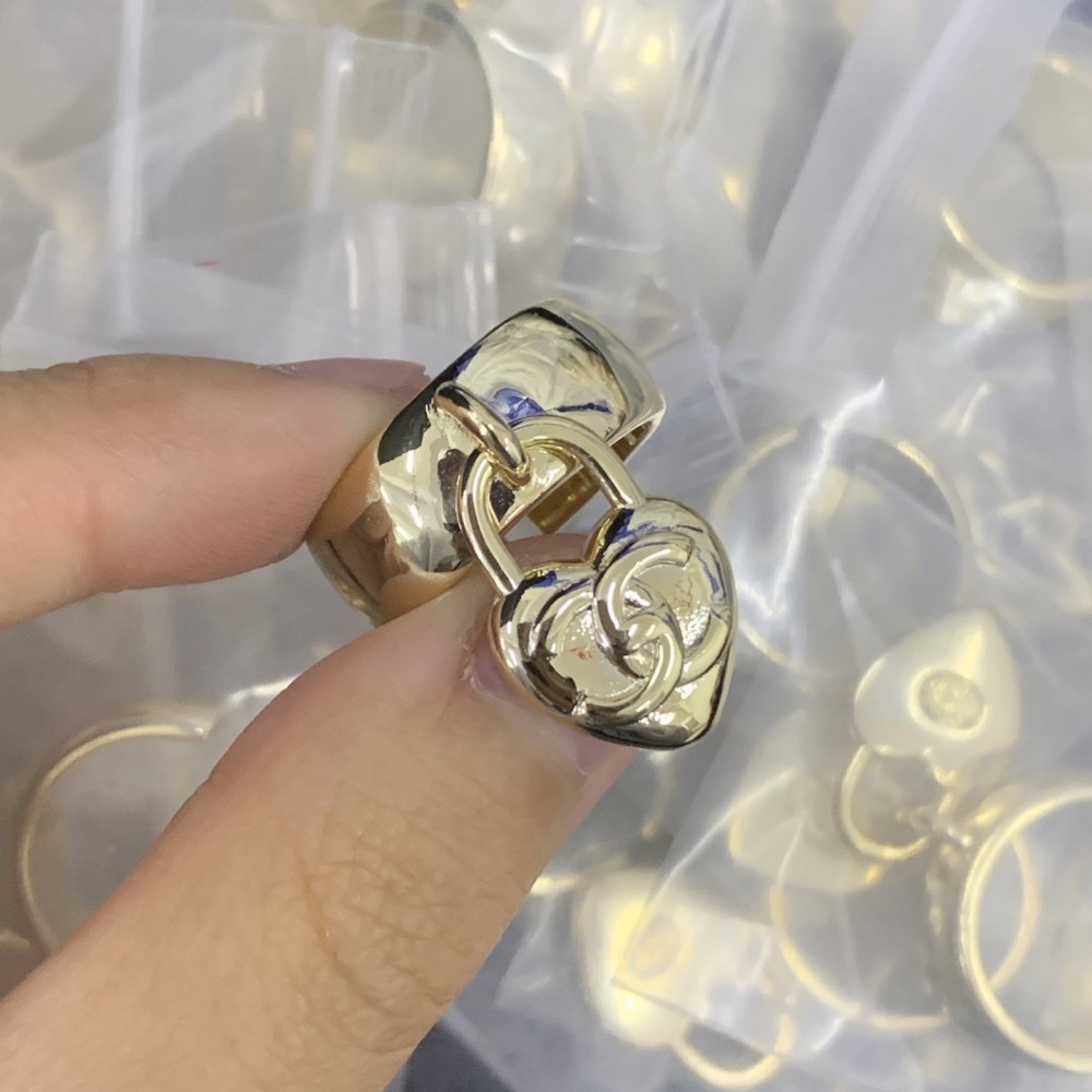 CC Rings CHE048