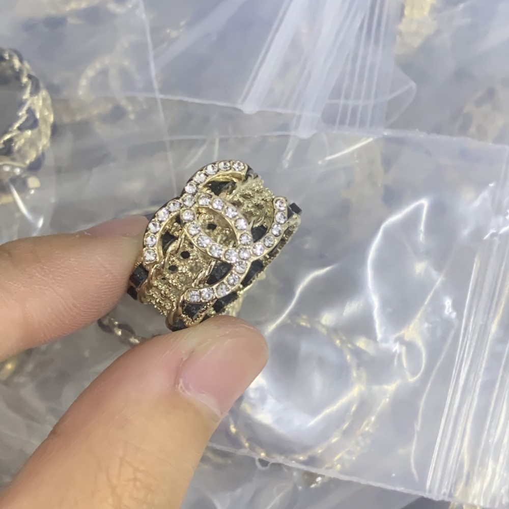 CC Rings CHE053