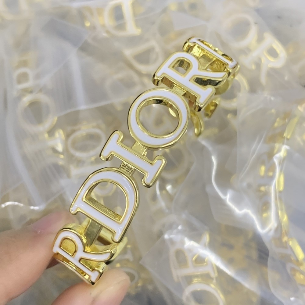 DD BANGLES DD067