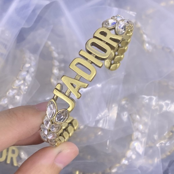 DD BANGLES DD068