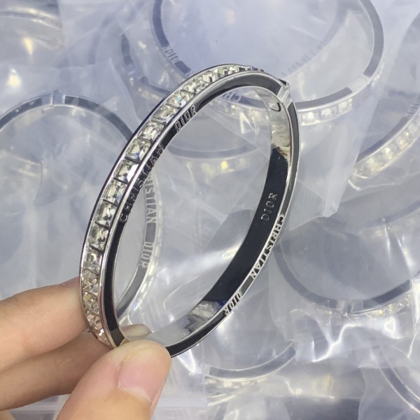 DD BANGLES DD073