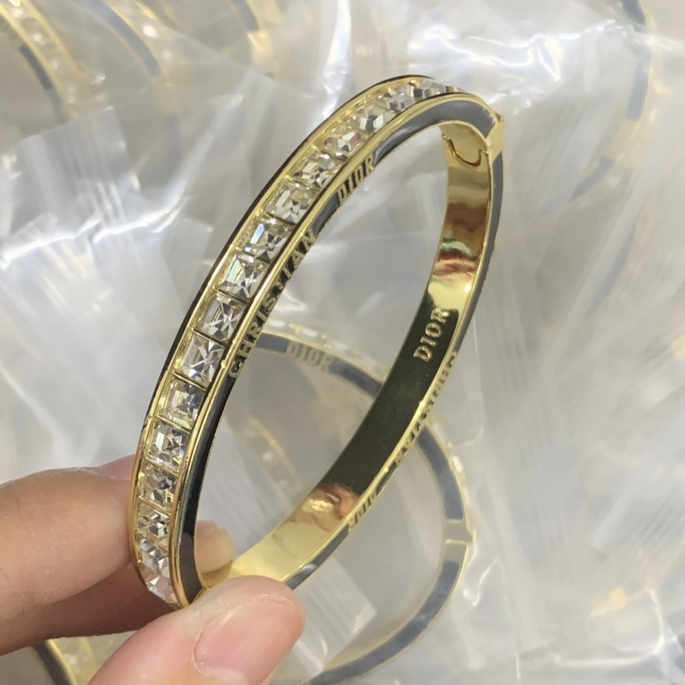 DD BANGLES DD074