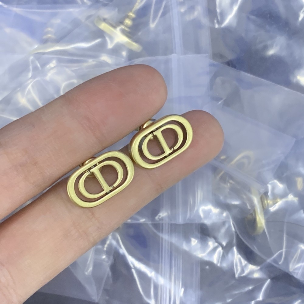 DD EARRINGS DD002