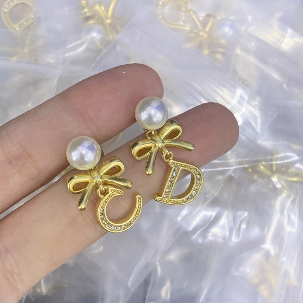 DD EARRINGS DD009