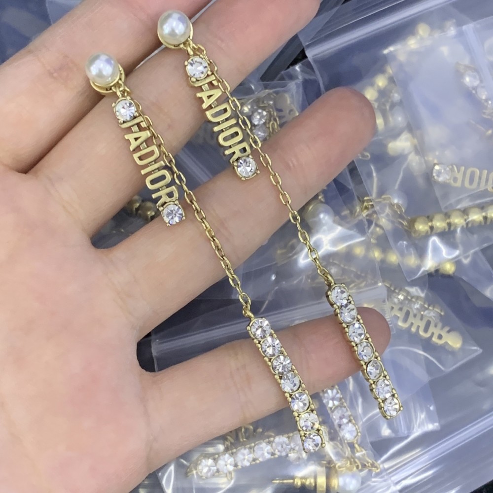 DD EARRINGS DD023