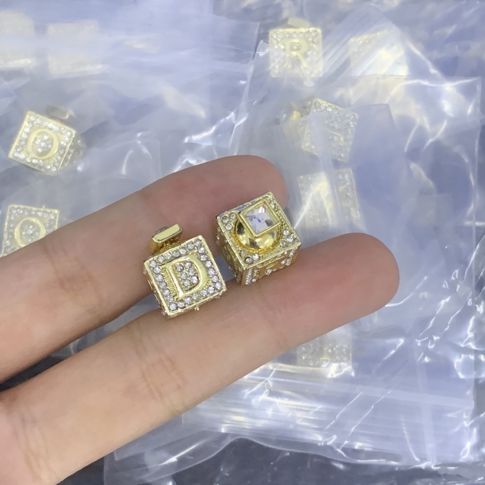 DD EARRINGS DD026