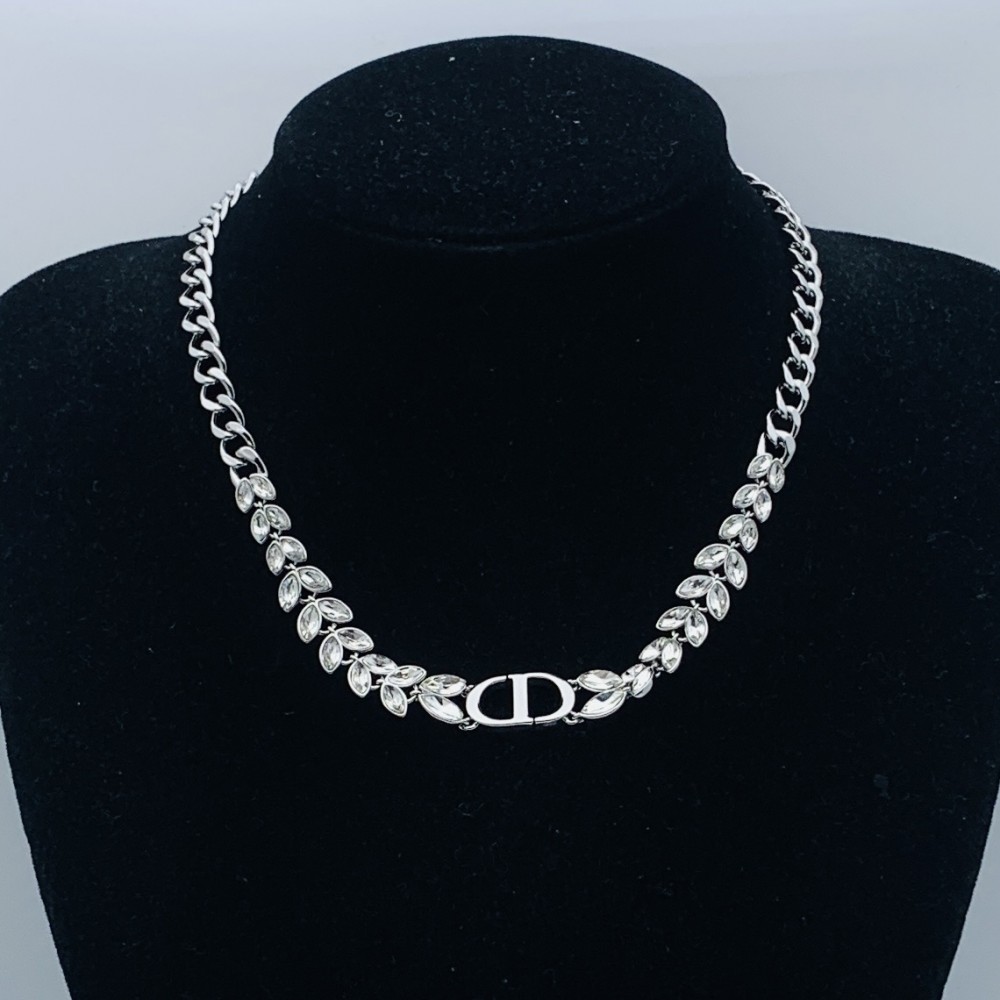 DD NECKLACES DD104