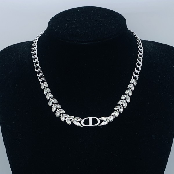 DD NECKLACES DD104