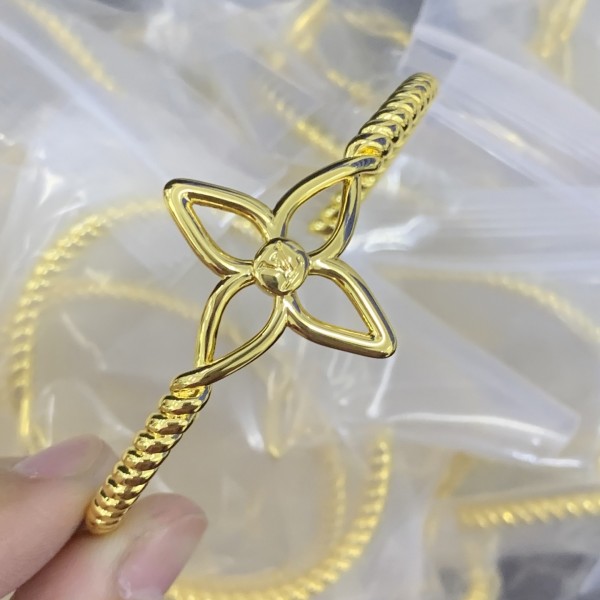 LL BANGLES L081