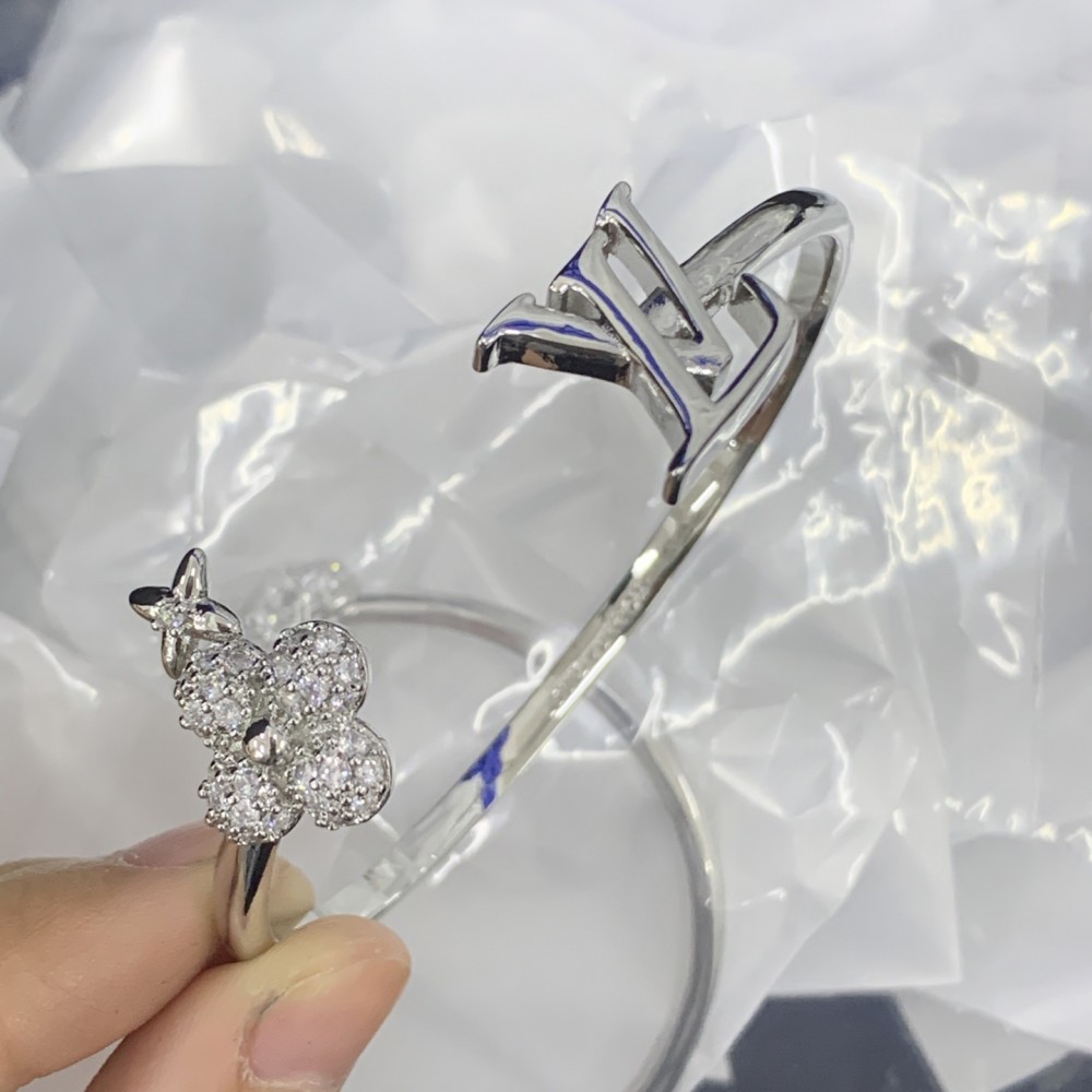 LL BANGLES L082