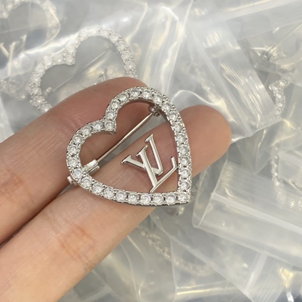 LL BROOCHES L129