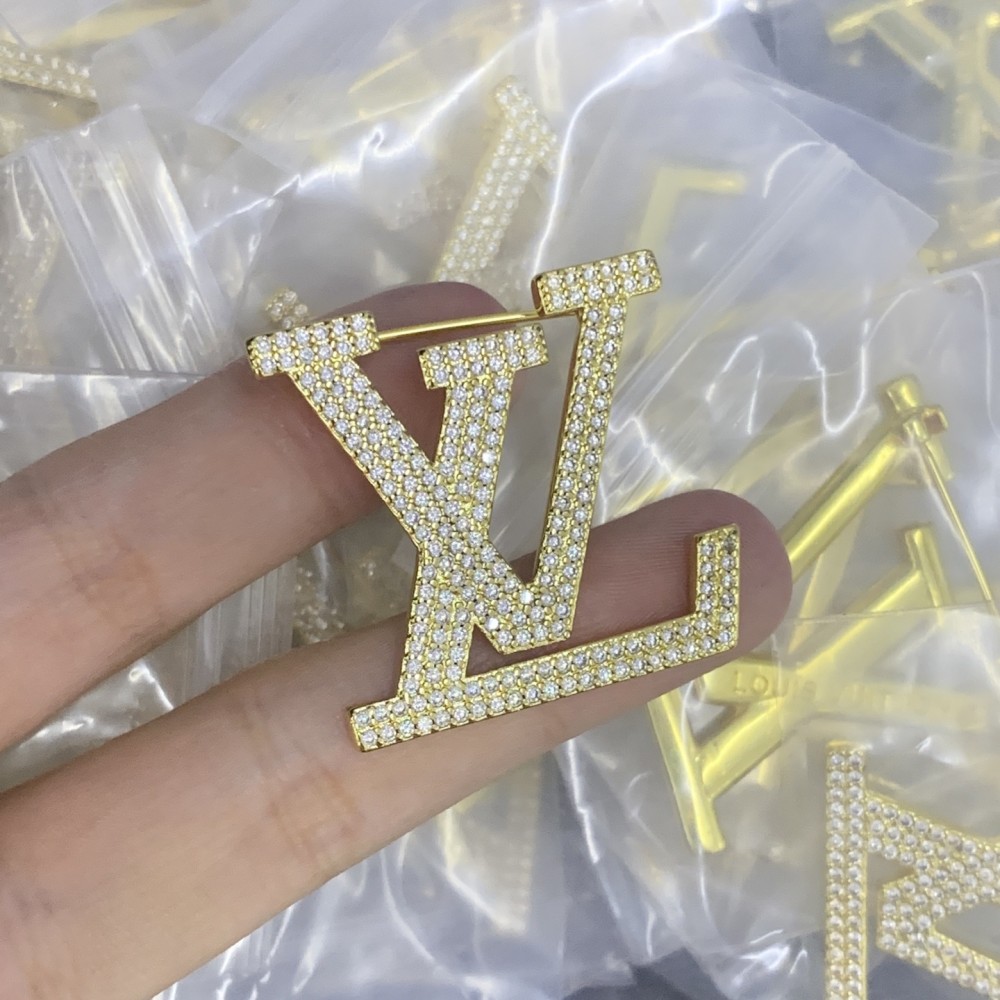 LL BROOCHES L134