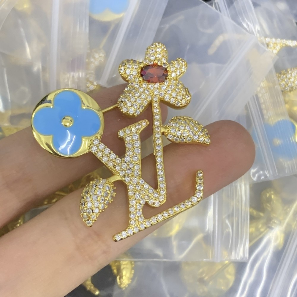 LL BROOCHES L135