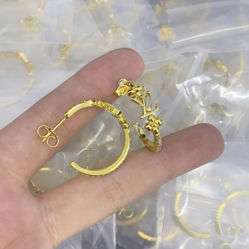 LL EARRING L008