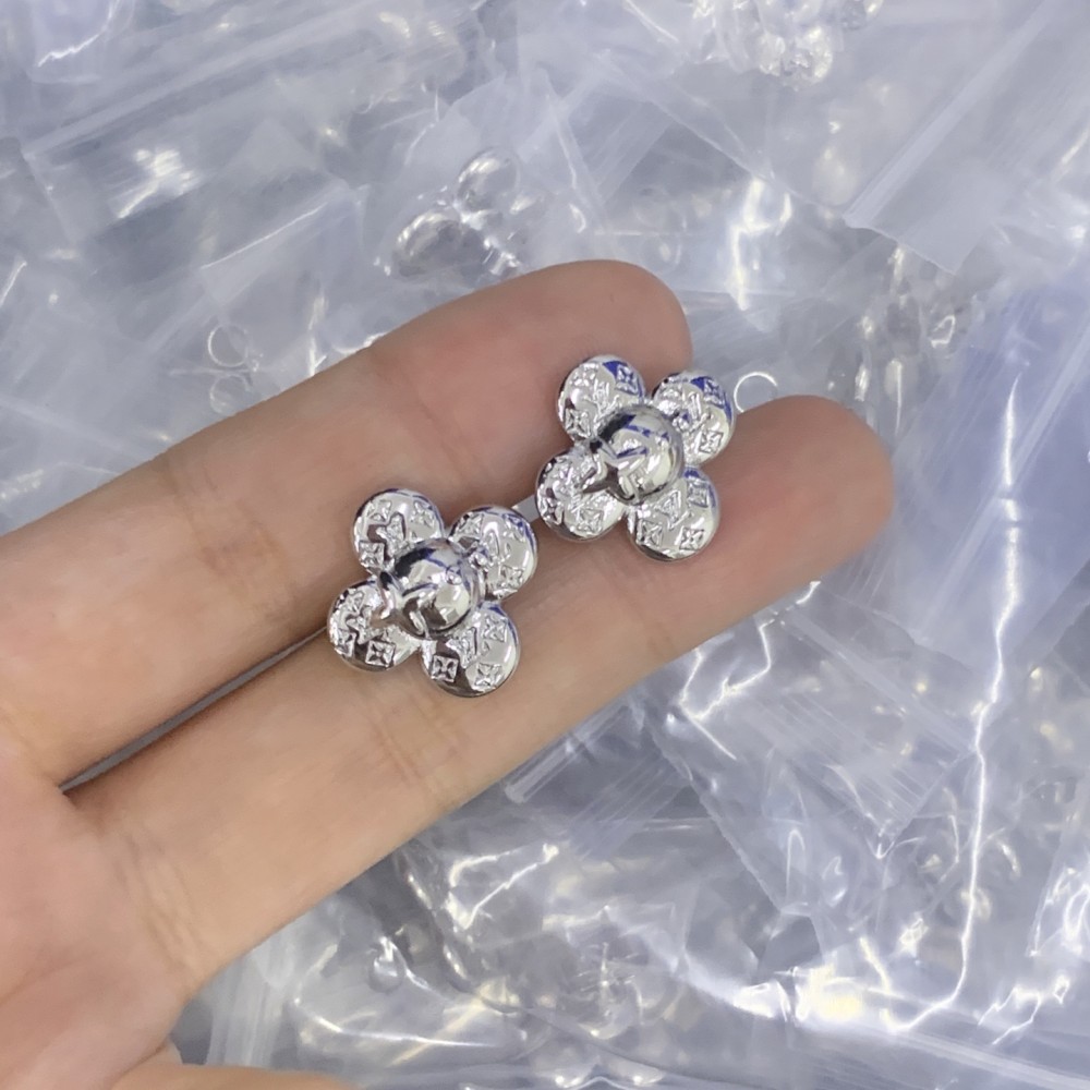 LL EARRING L011