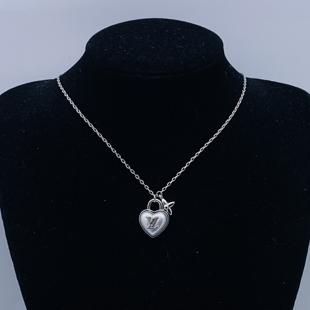 LL NECKLACES L105