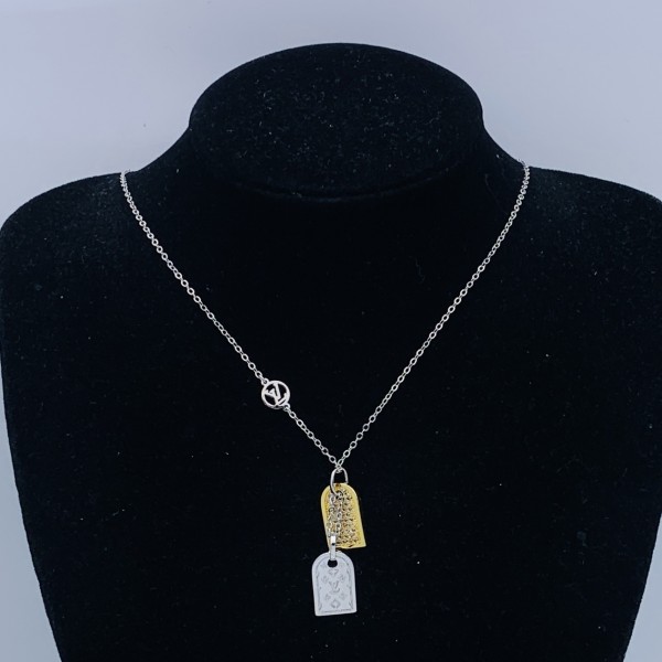LL NECKLACES L106