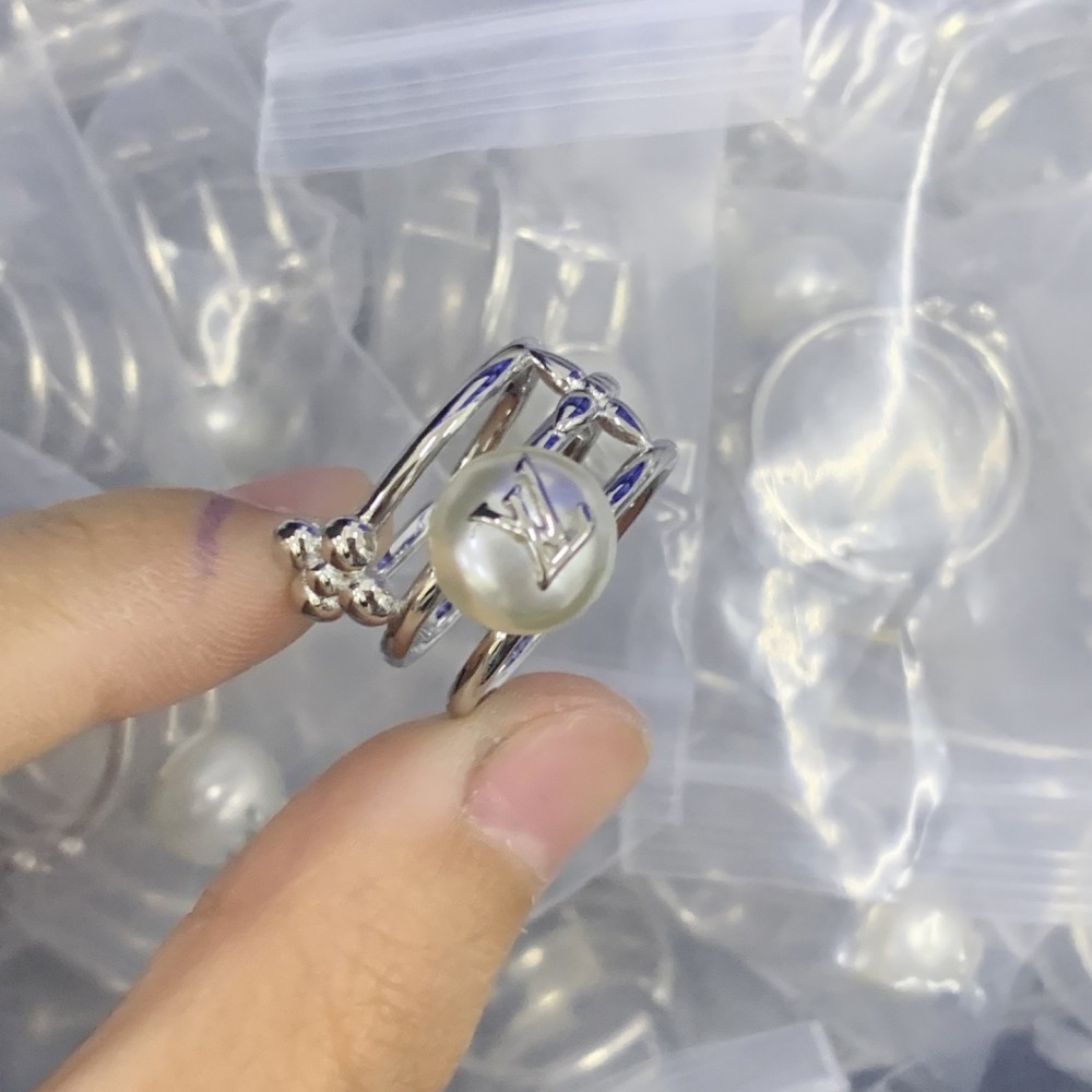 LL RING L046