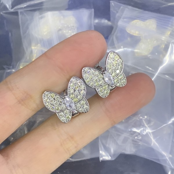 VC EARRINGS VC004