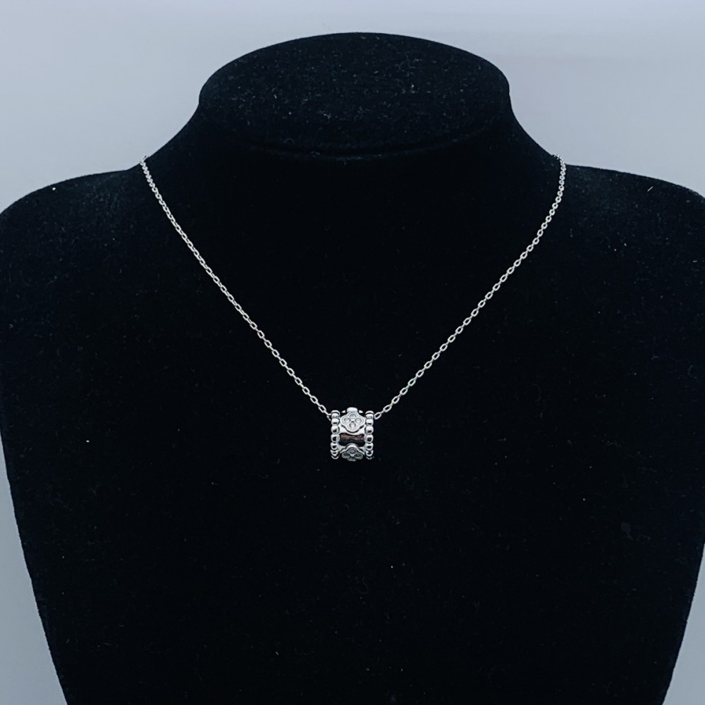 VC NECKLACES VC010
